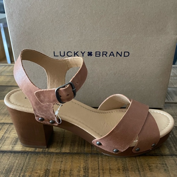 ⭐️SALE⭐️Lucky Brand Sandals - Picture 6 of 9